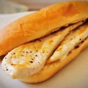 21.Bocata de pechuga de pollo con bacon