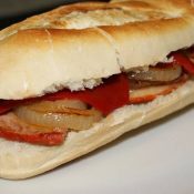 9.Bocata de lomo y pimientos