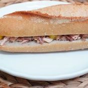 26.Bocata de bonito